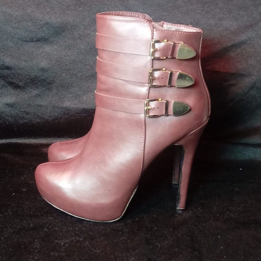 Jusfab Booties. - Picture 3 of 5